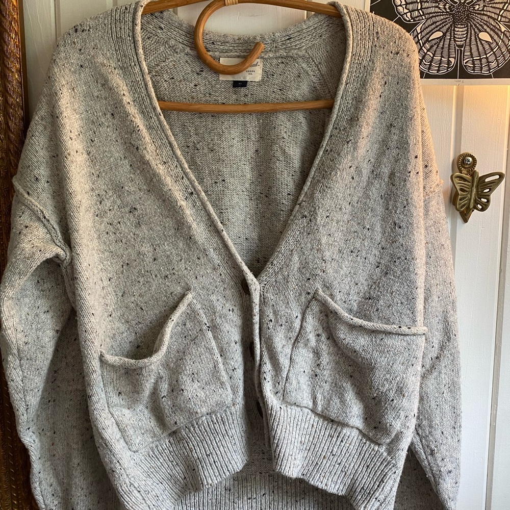 Universal Thread gray speckled cardigan